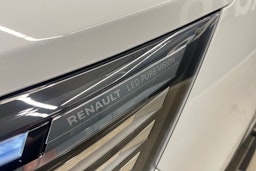 Valkoinen Renault Trafic 2022 kuva 13.