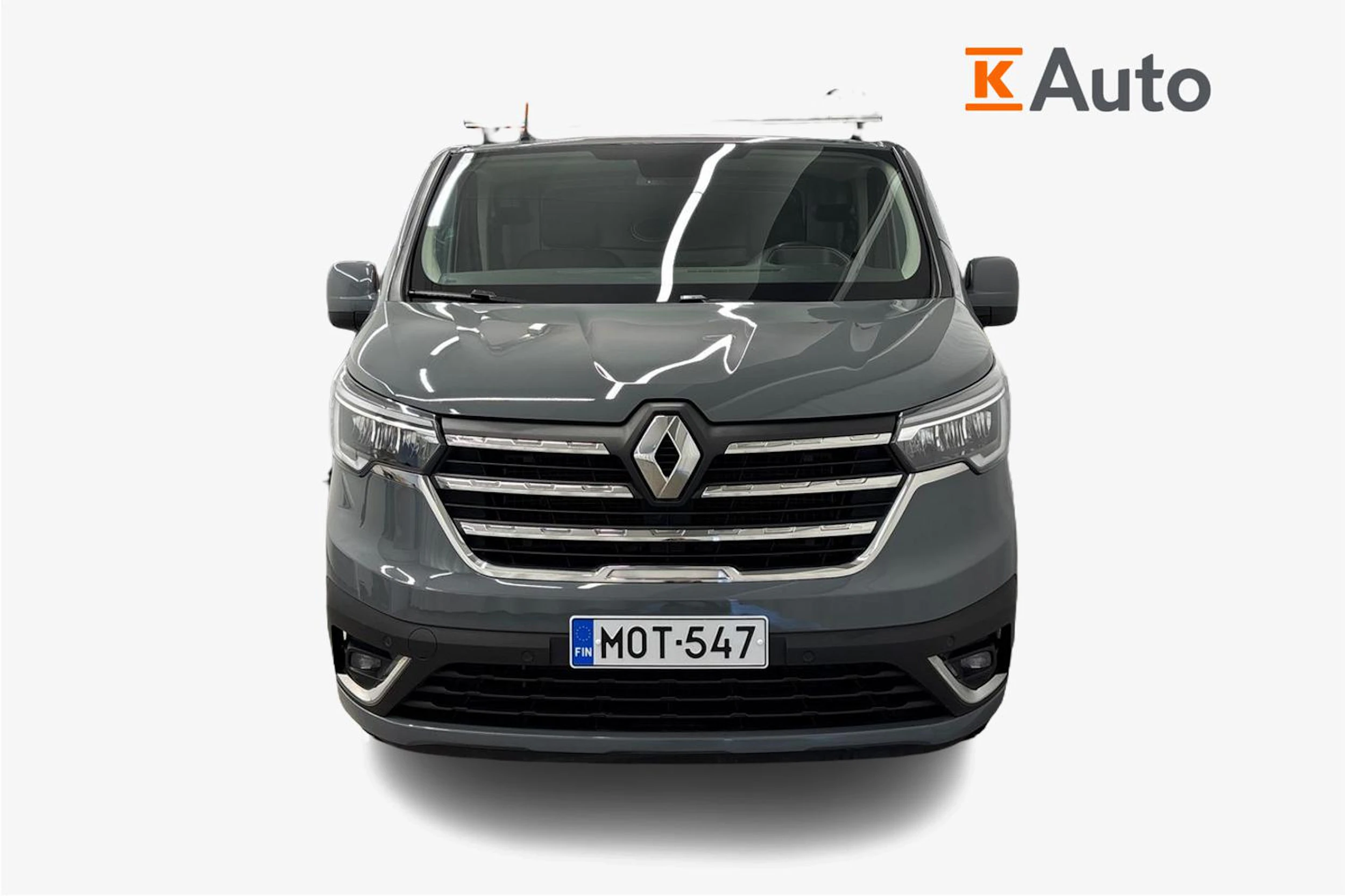 harmaa Renault Trafic 2022 kuva 5.