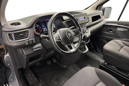 harmaa Renault Trafic 2022 kuva 8.