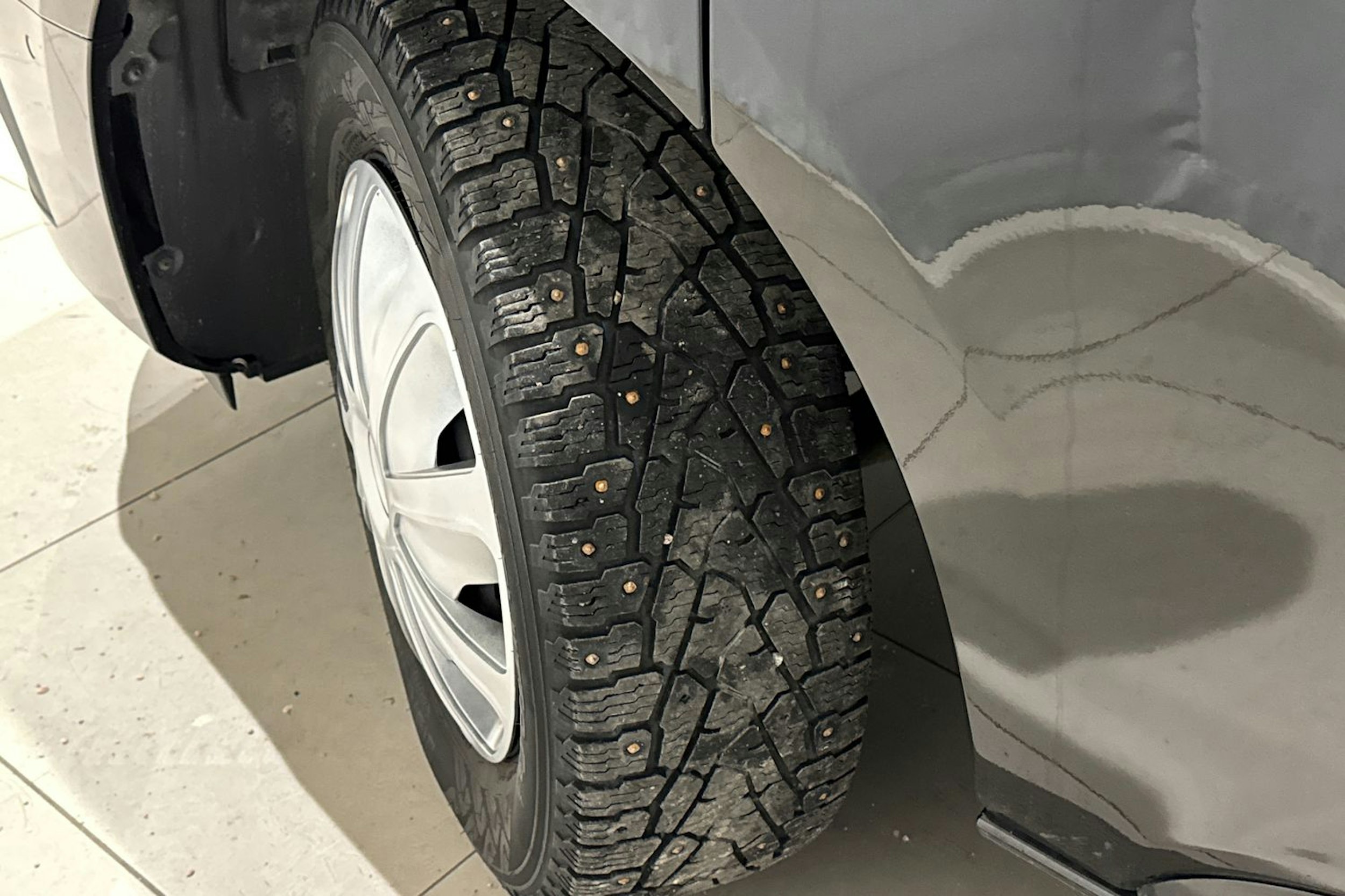 musta Renault Trafic 2022 kuva 9.