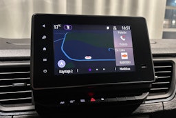 musta Renault Trafic 2022 kuva 16.