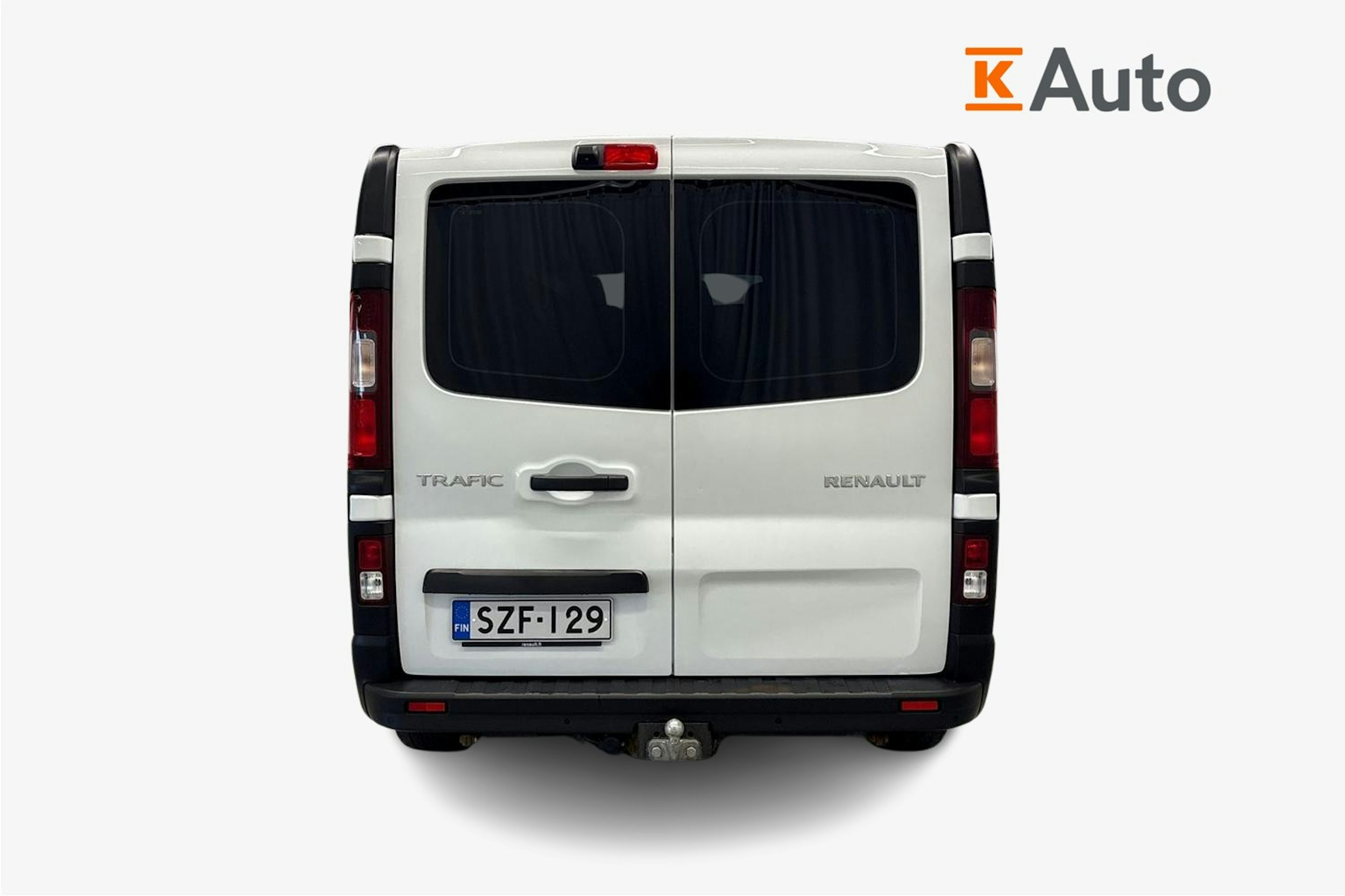 valkoinen Renault Trafic 2022 kuva 3.