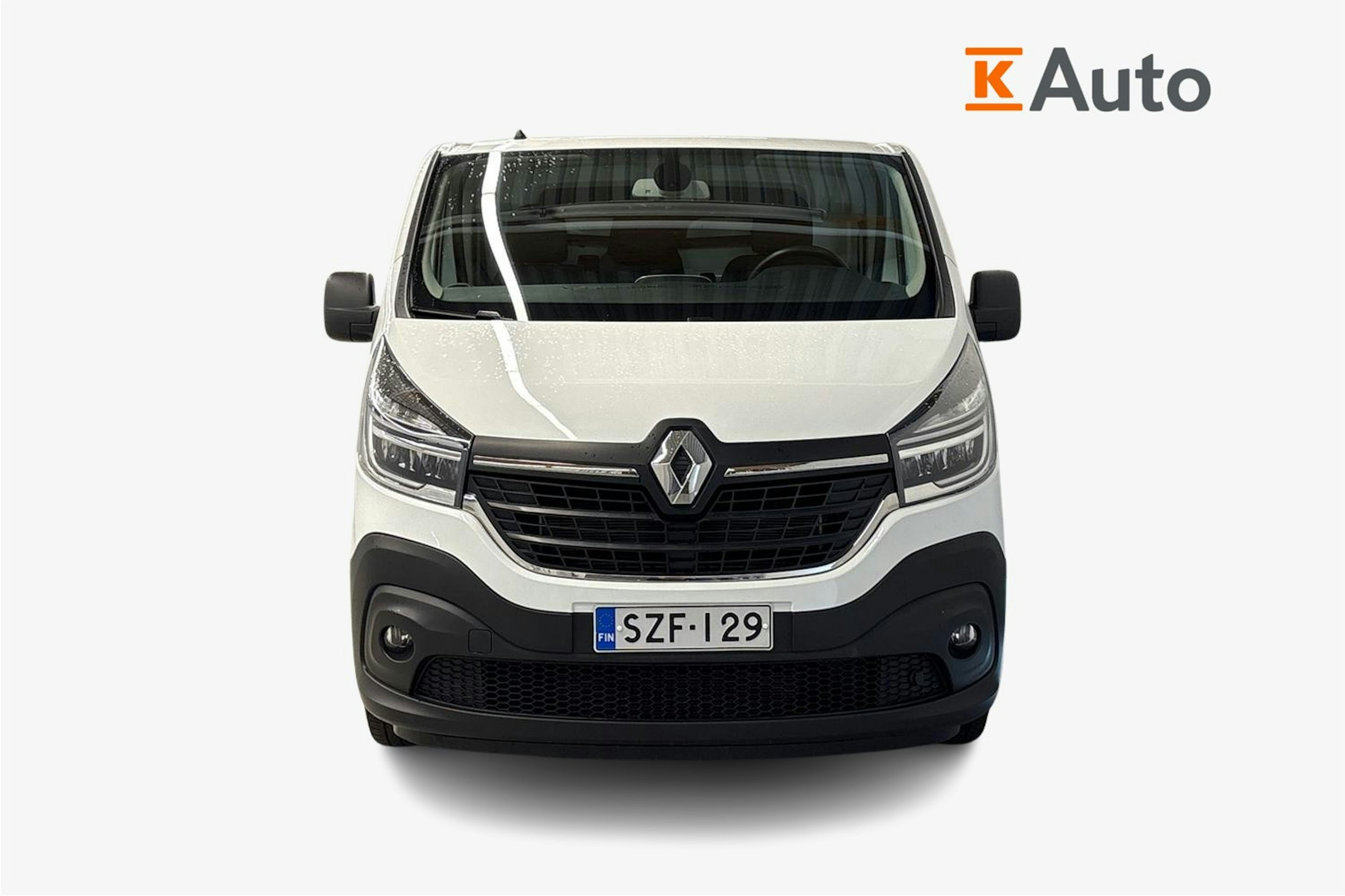 valkoinen Renault Trafic 2022 kuva 5.