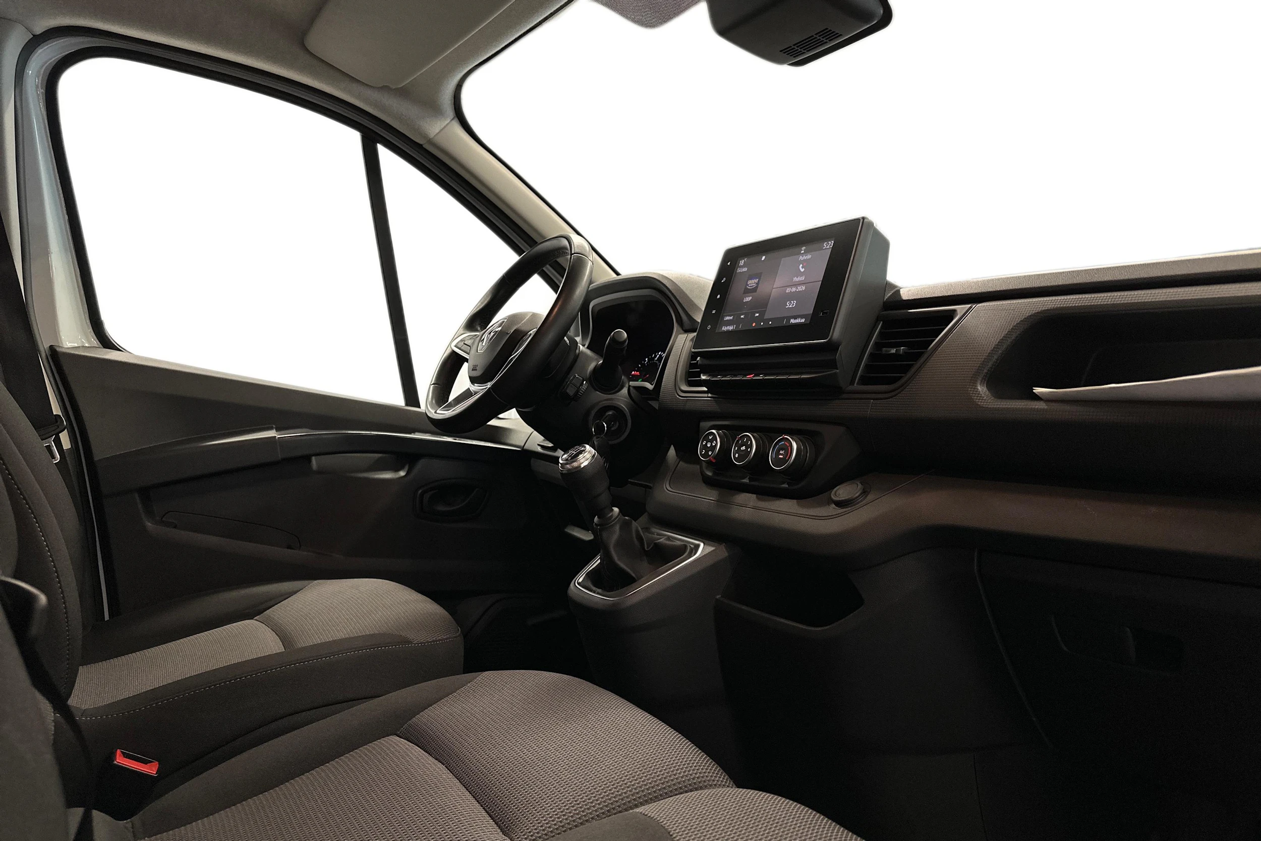 valkoinen Renault Trafic 2022 kuva 7.