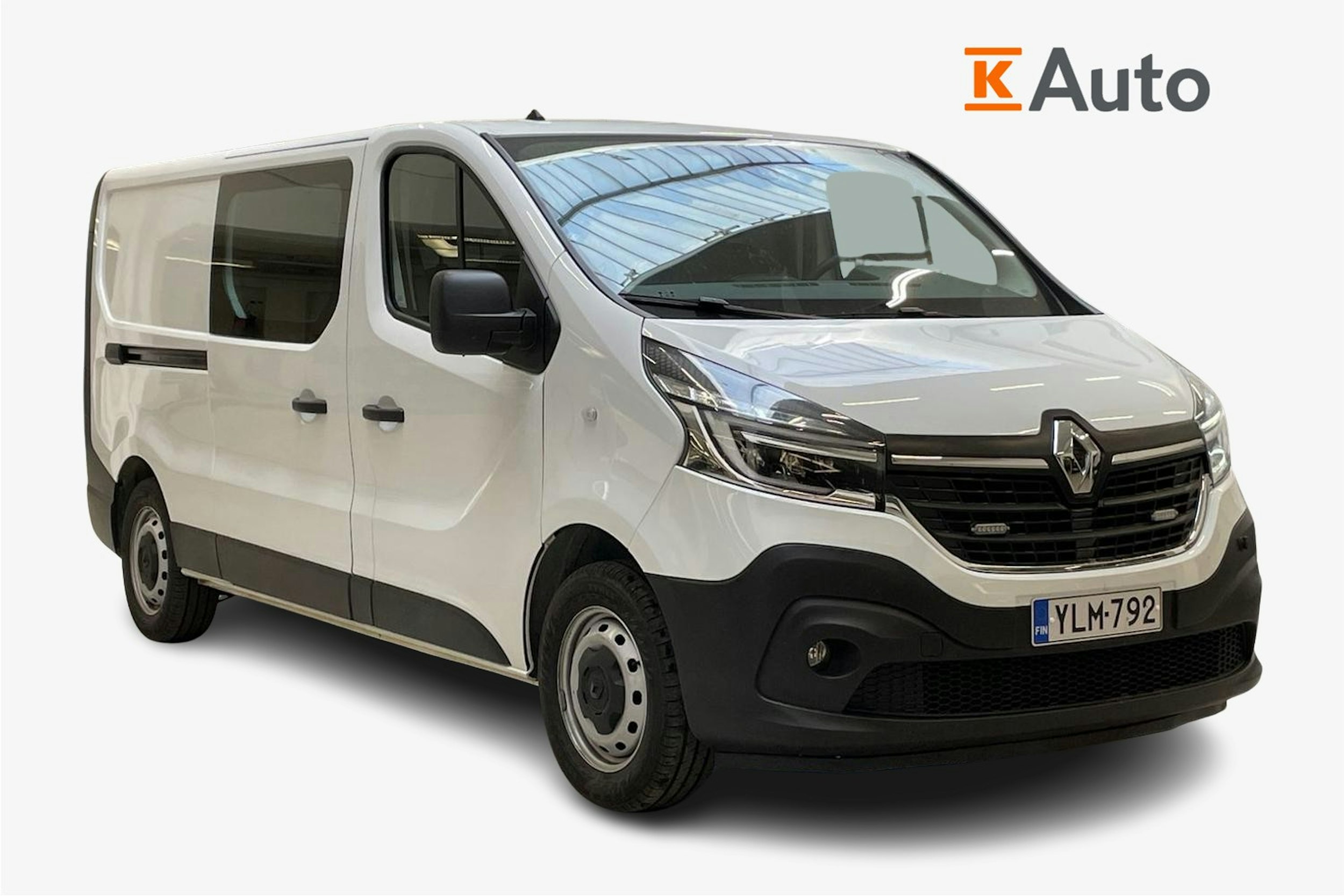 valkoinen Renault Trafic 2022 kuva 1.