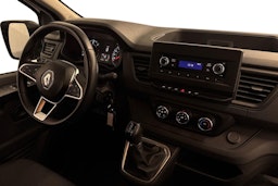 valkoinen Renault Trafic 2023 kuva 8.