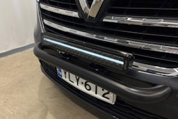 harmaa Renault Trafic 2023 kuva 12.