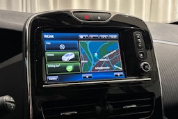 Punainen Renault ZOE 2017 kuva 19.