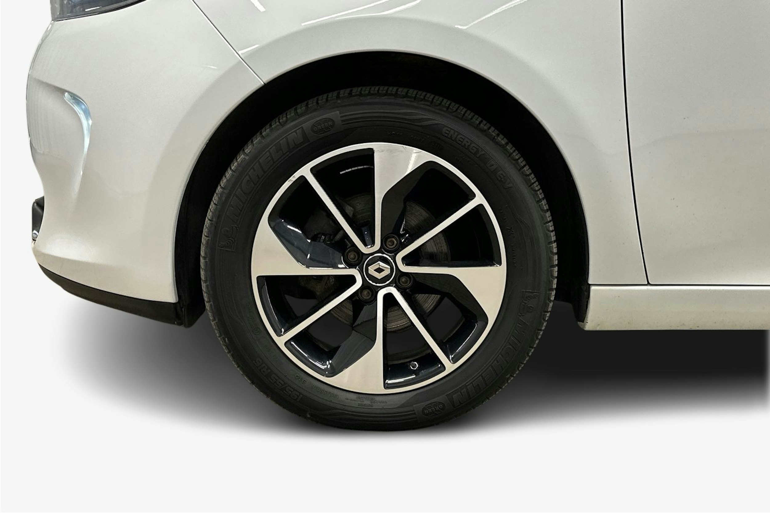 valkoinen Renault Zoe 2019 kuva 11.