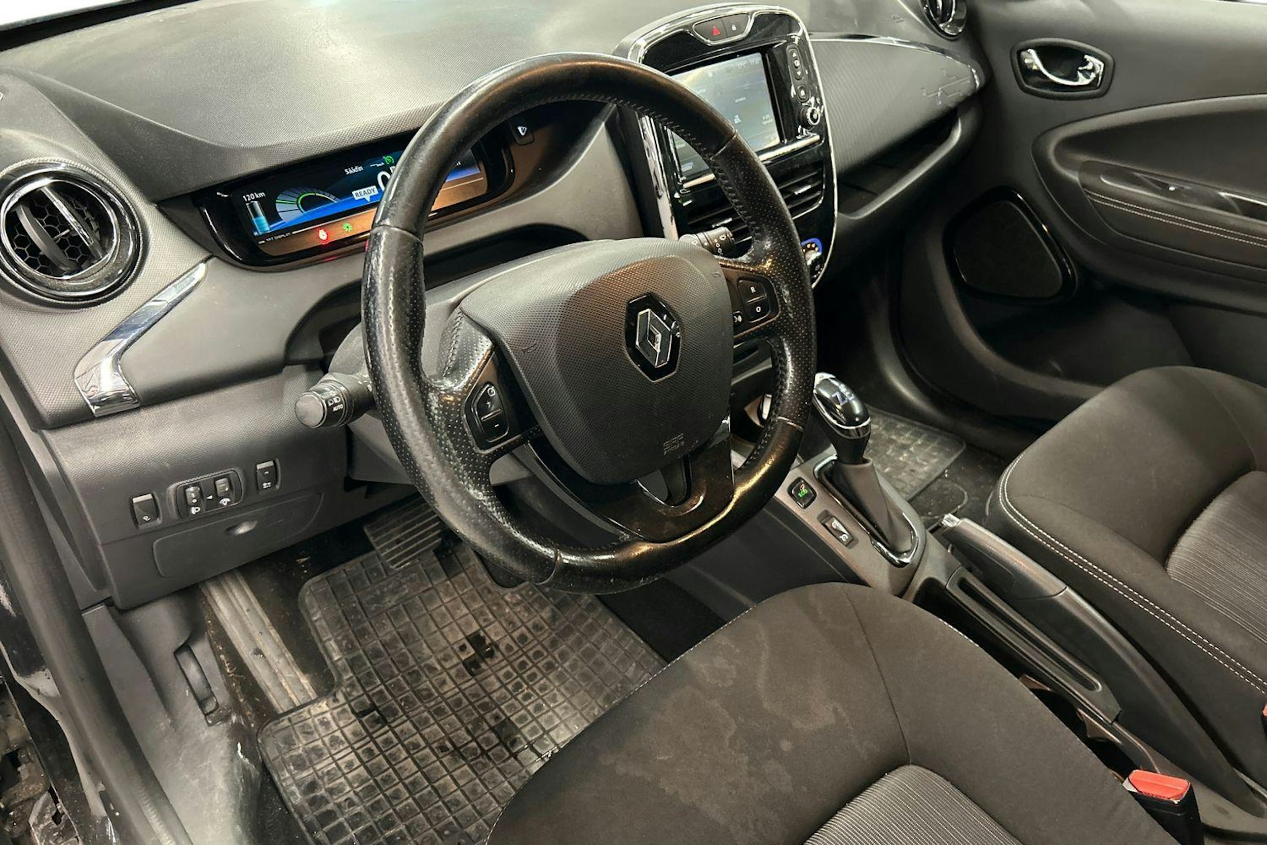 musta Renault Zoe 2019 kuva 3.