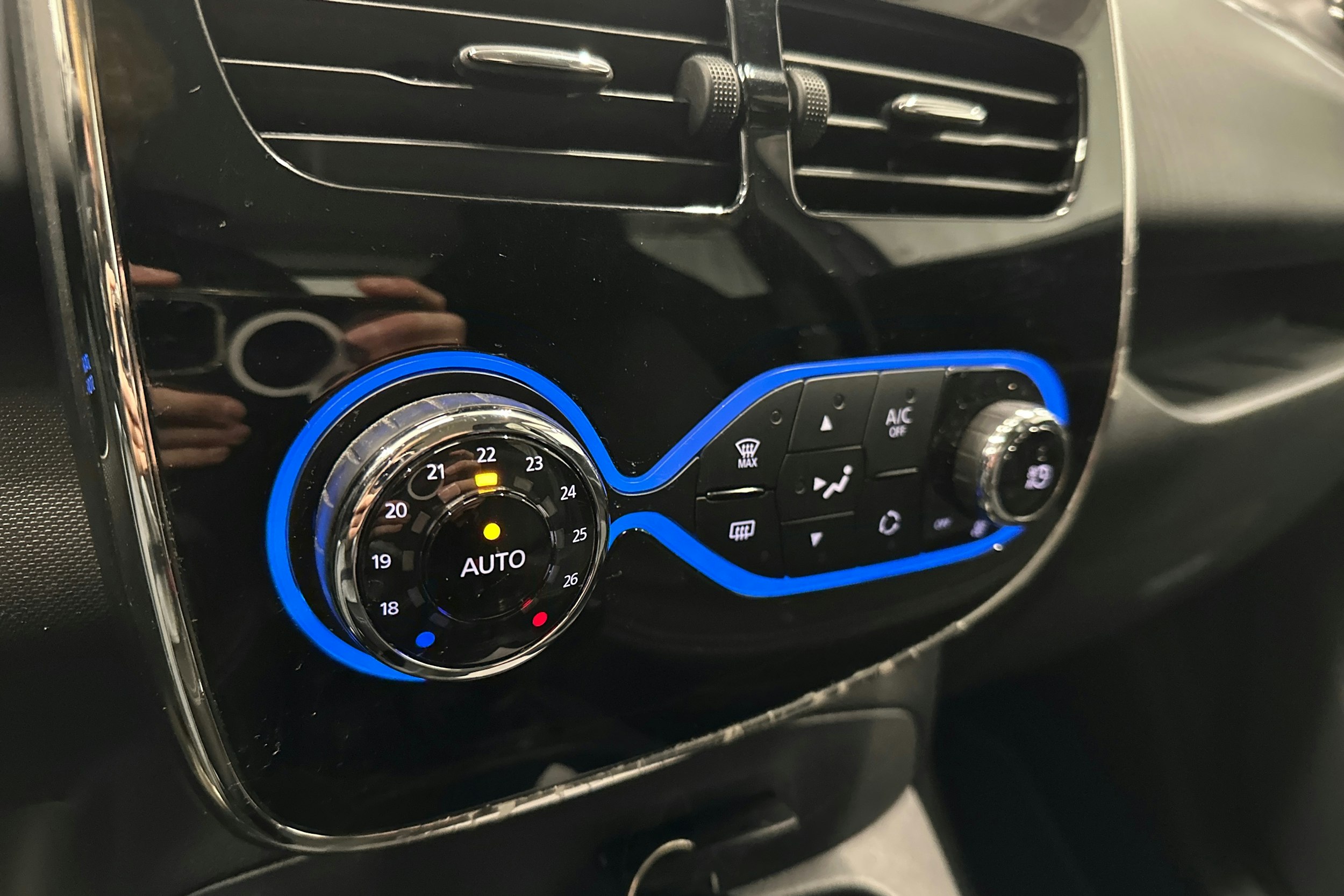 sininen Renault Zoe 2019 kuva 19.