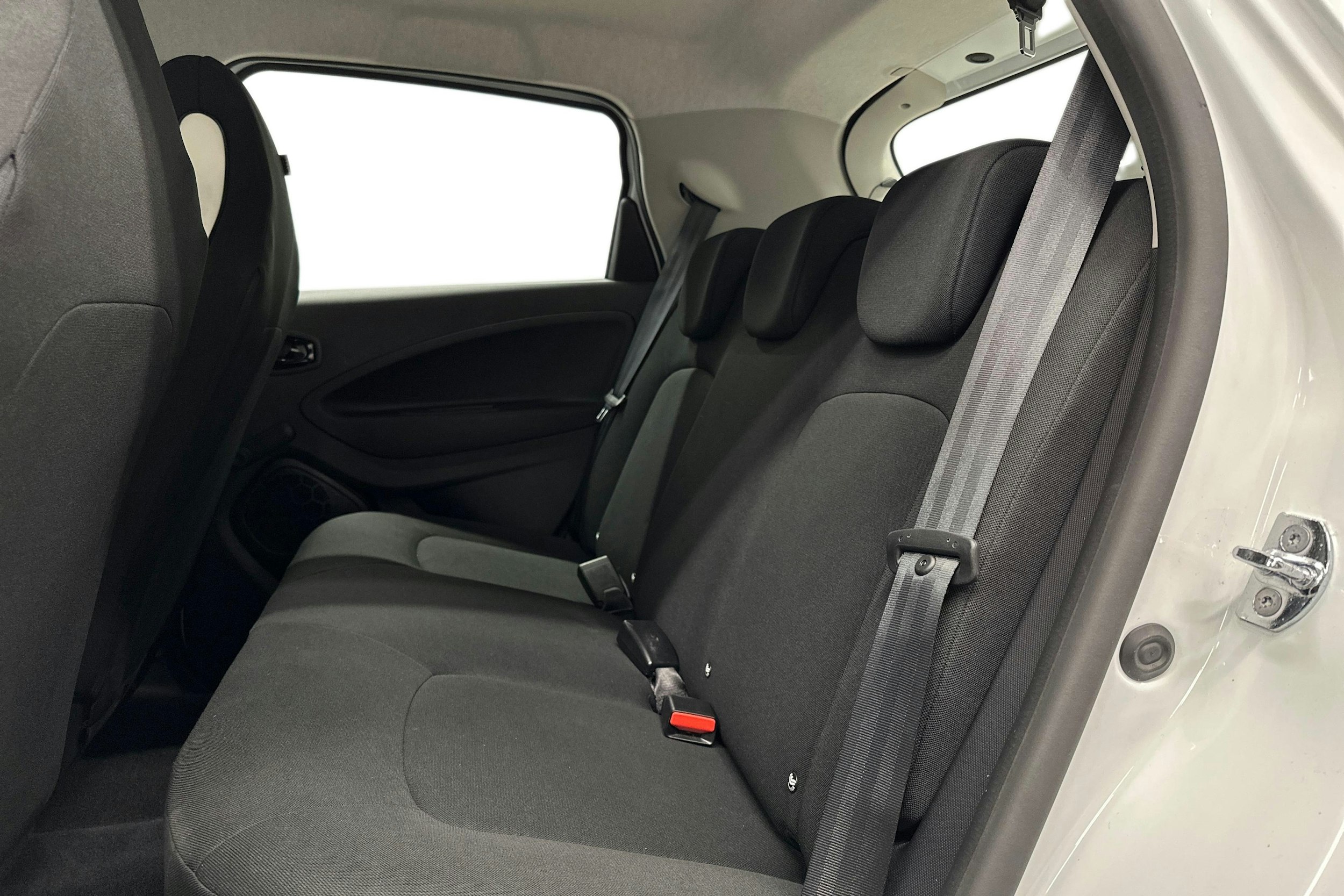 valkoinen Renault Zoe 2020 kuva 10.