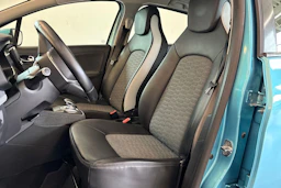 Sininen Renault ZOE 2021 kuva 13.