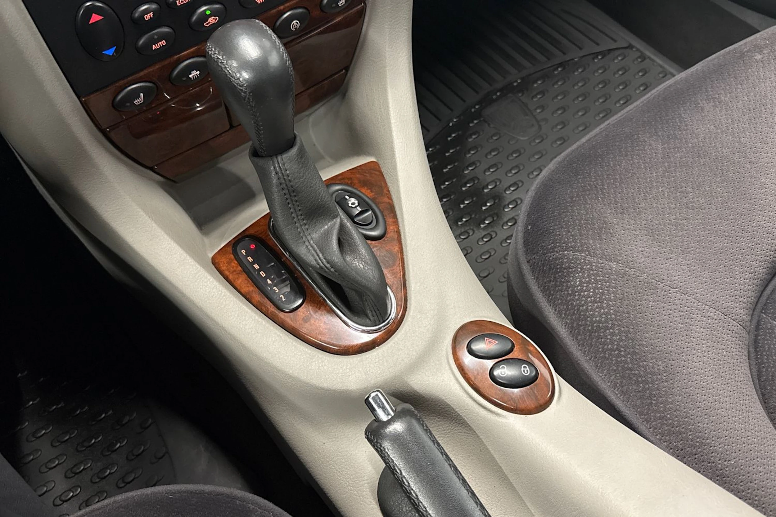 punainen Rover 75 2000 kuva 21.