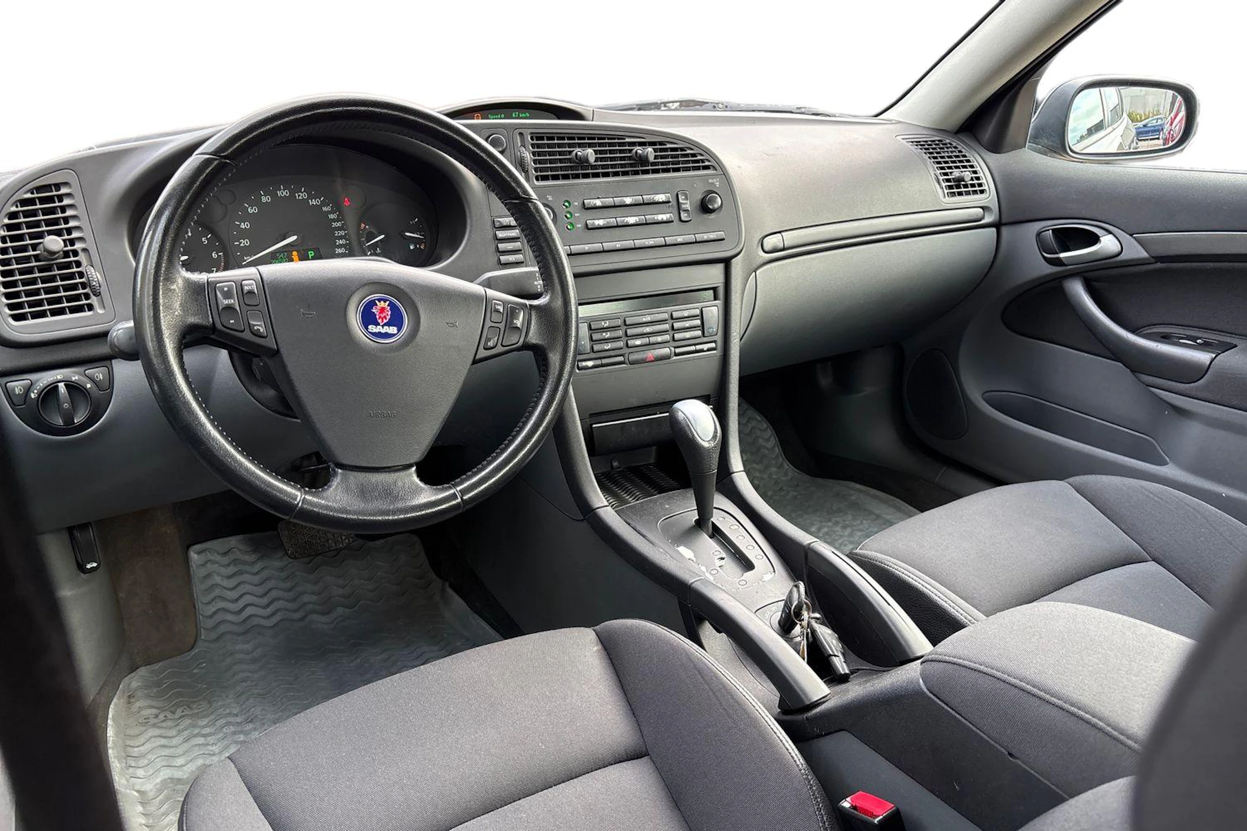 Ruskea (beige) Saab 9-3 2004 kuva 6.