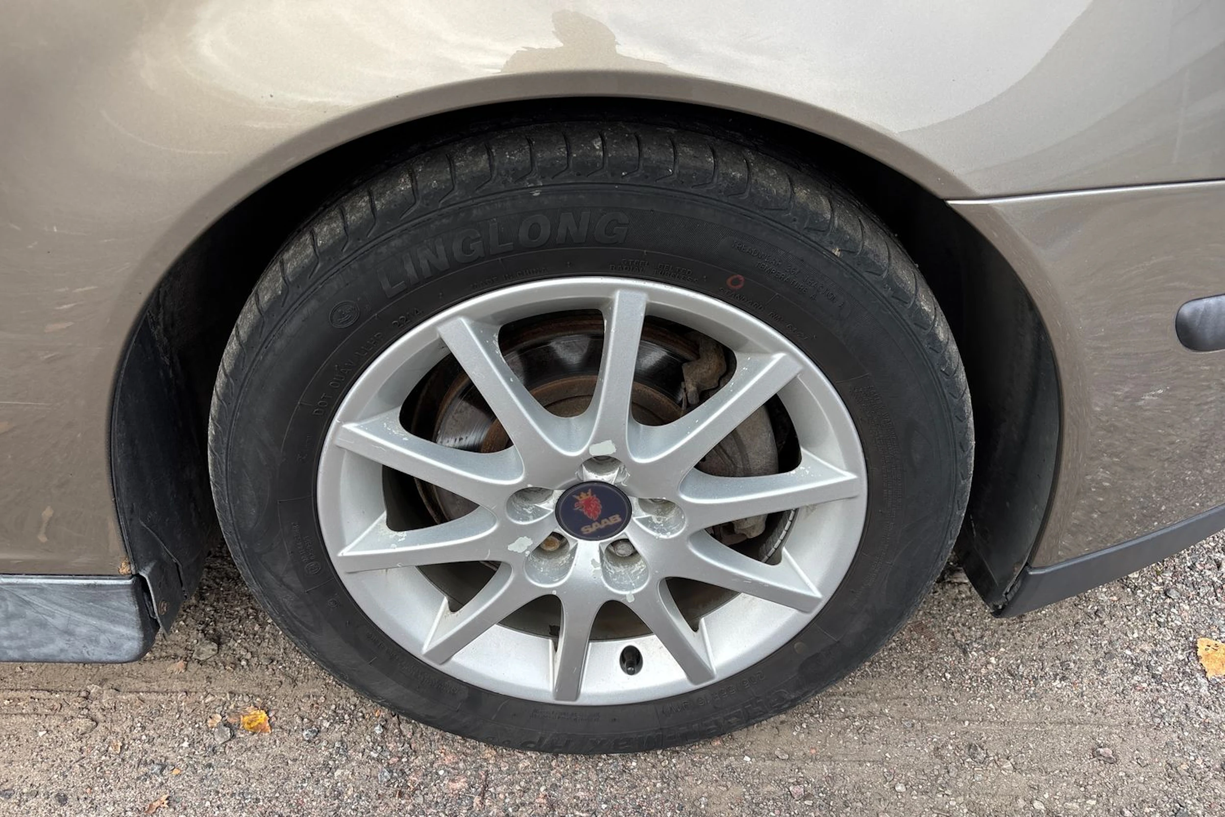 Ruskea (beige) Saab 9-3 2004 kuva 14.