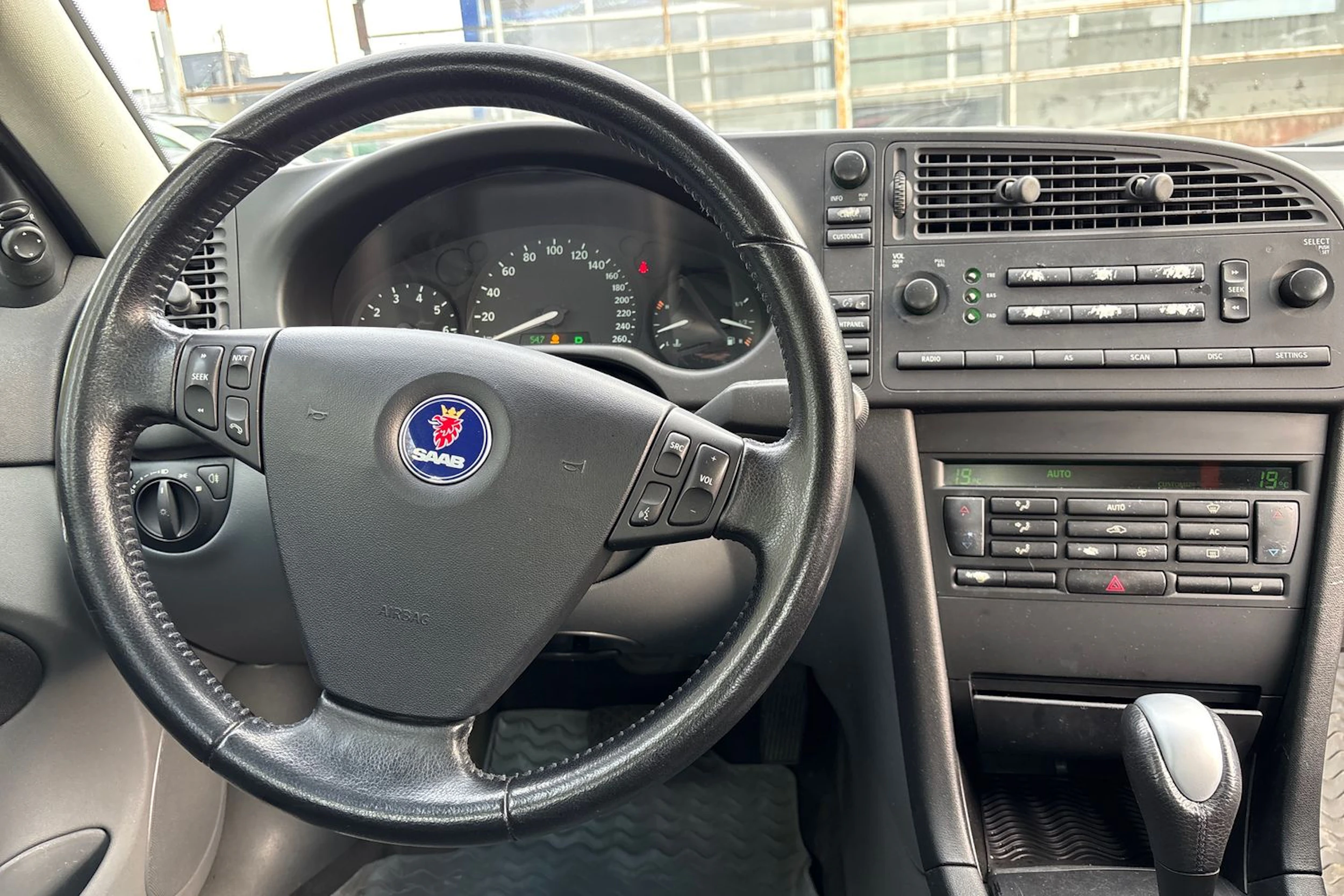 Ruskea (beige) Saab 9-3 2004 kuva 26.