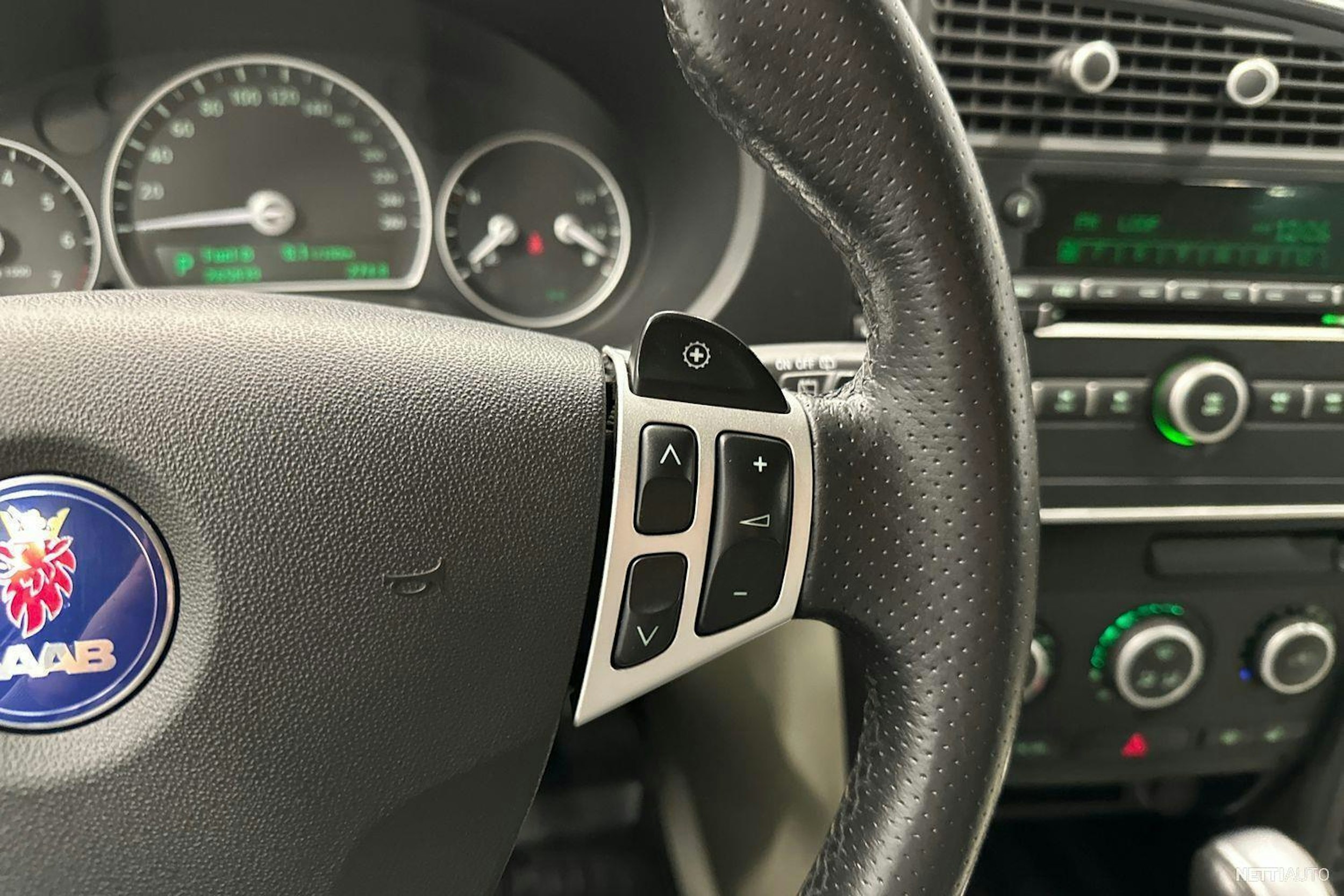 musta Saab 9-3 2008 kuva 14.