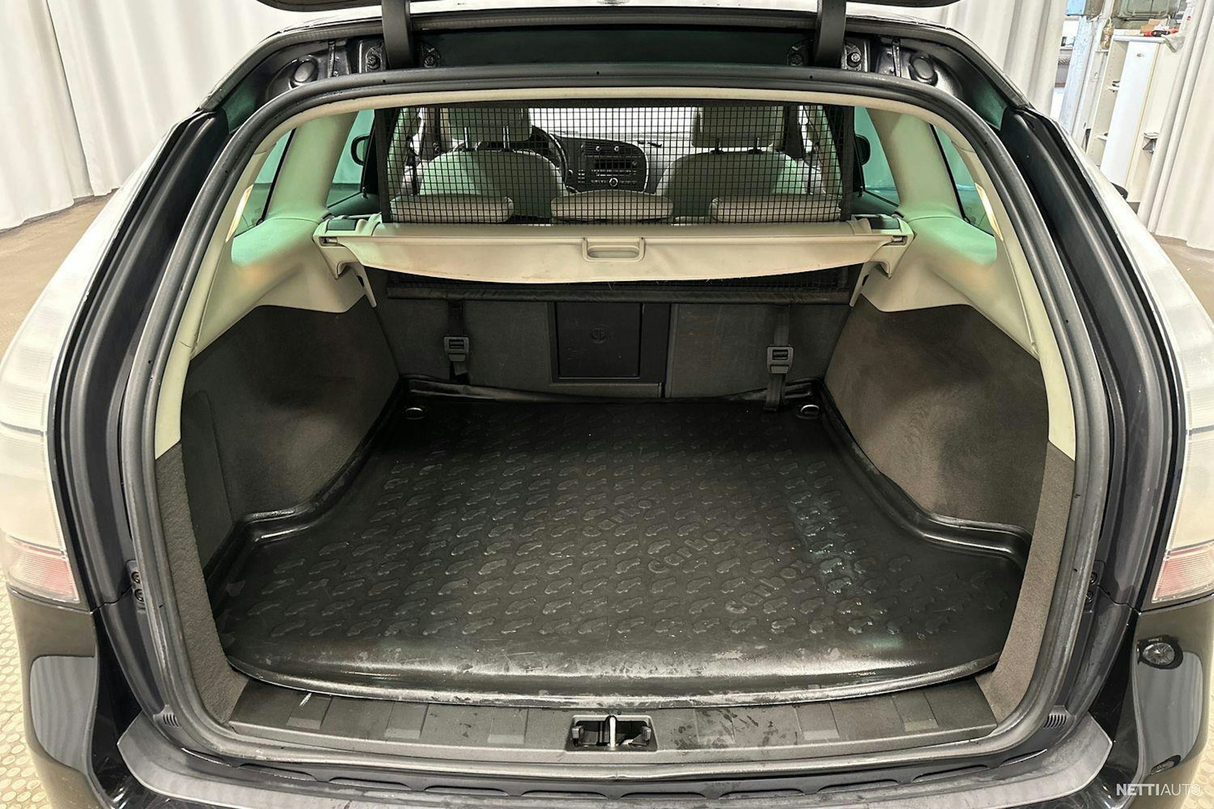 musta Saab 9-3 2008 kuva 26.