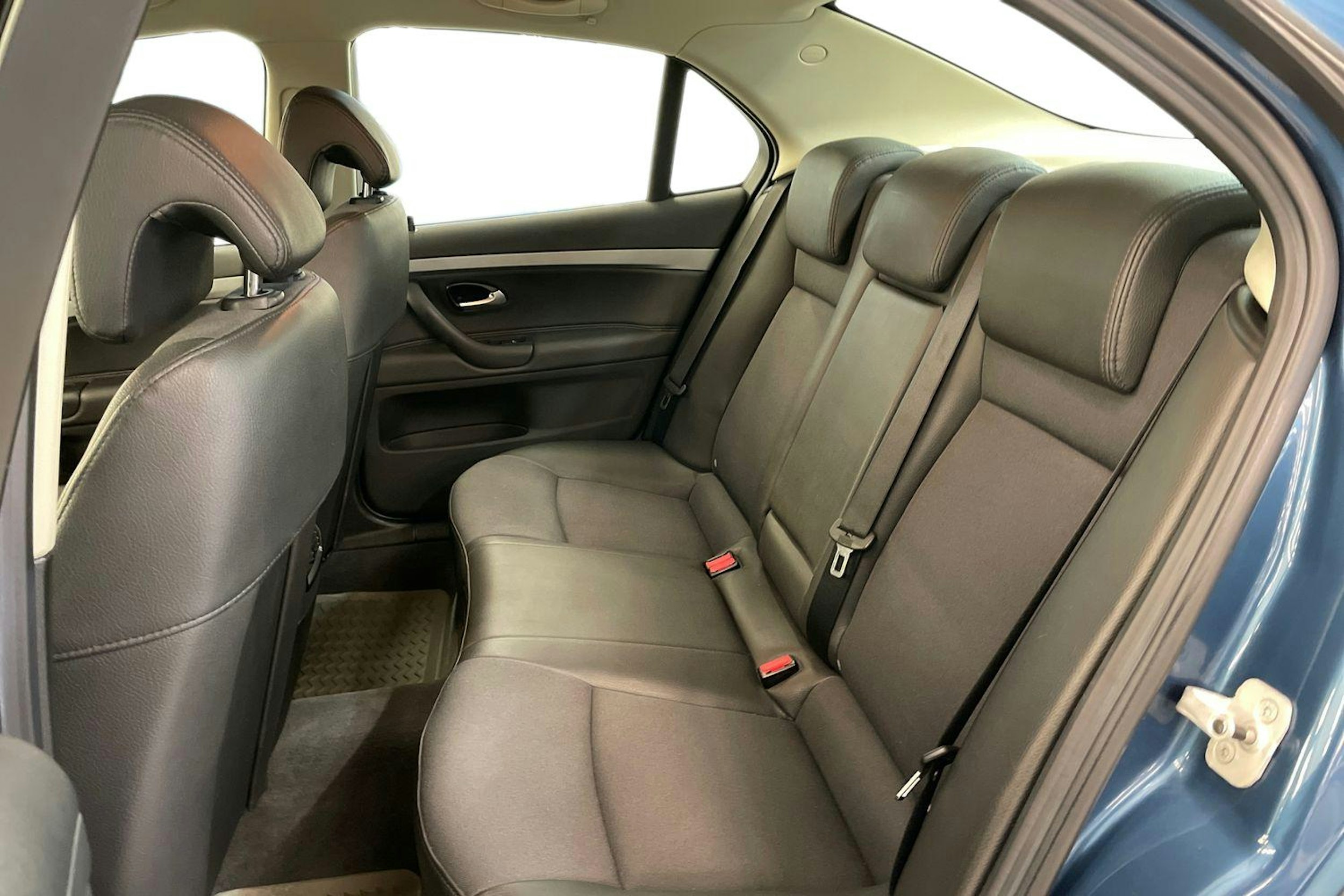 Sininen Saab 9-3 2008 kuva 10.