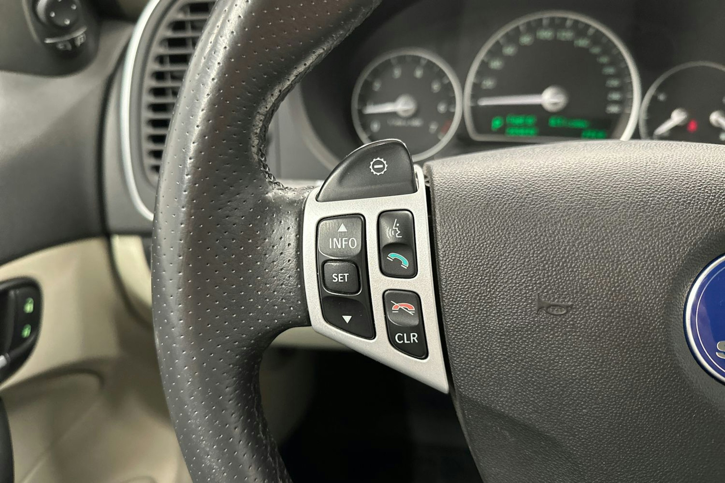 musta Saab 9-3 2008 kuva 14.