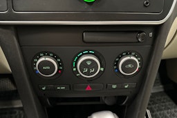 musta Saab 9-3 2008 kuva 21.