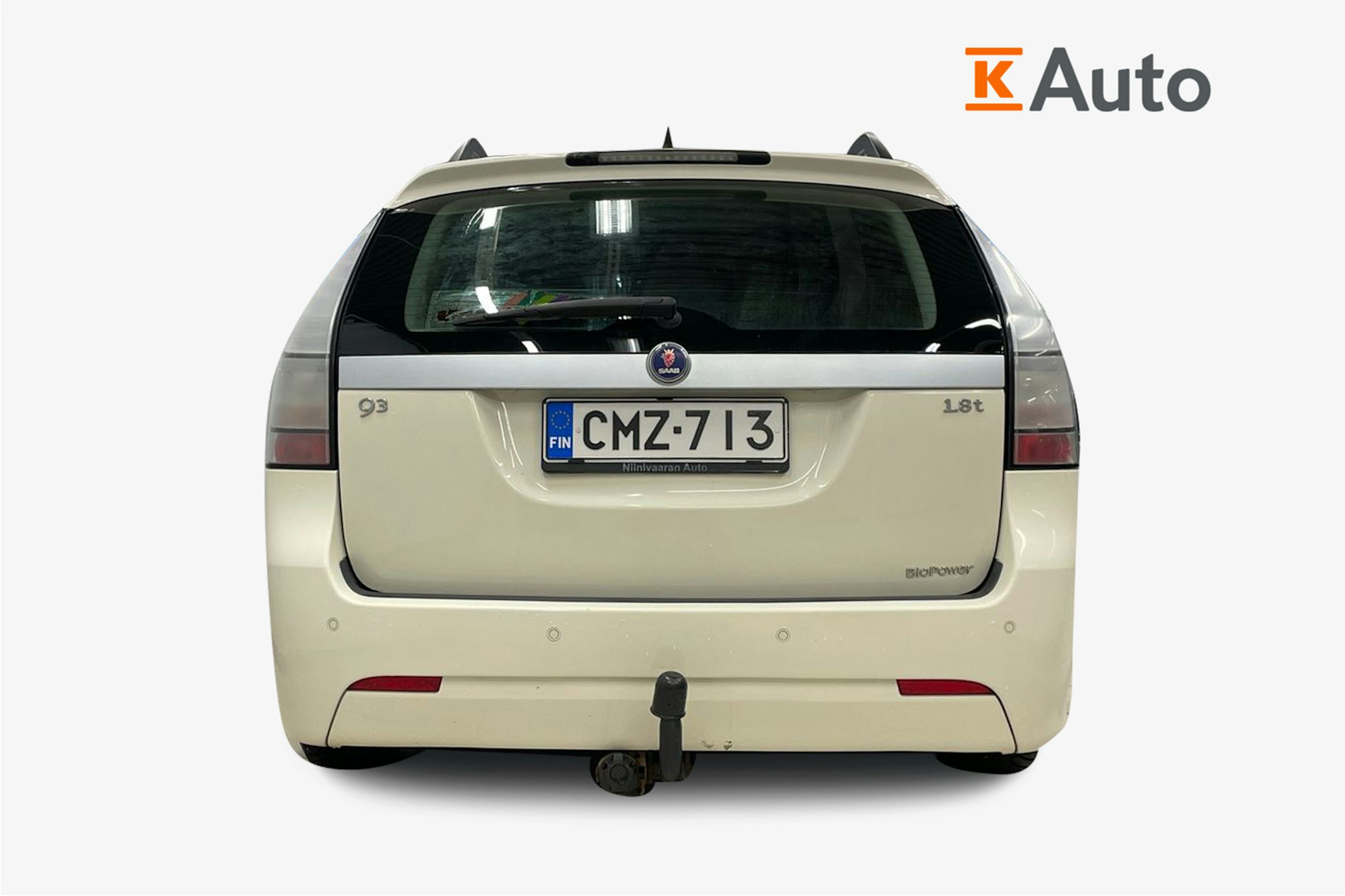 Valkoinen Saab 9-3 2009 kuva 3.