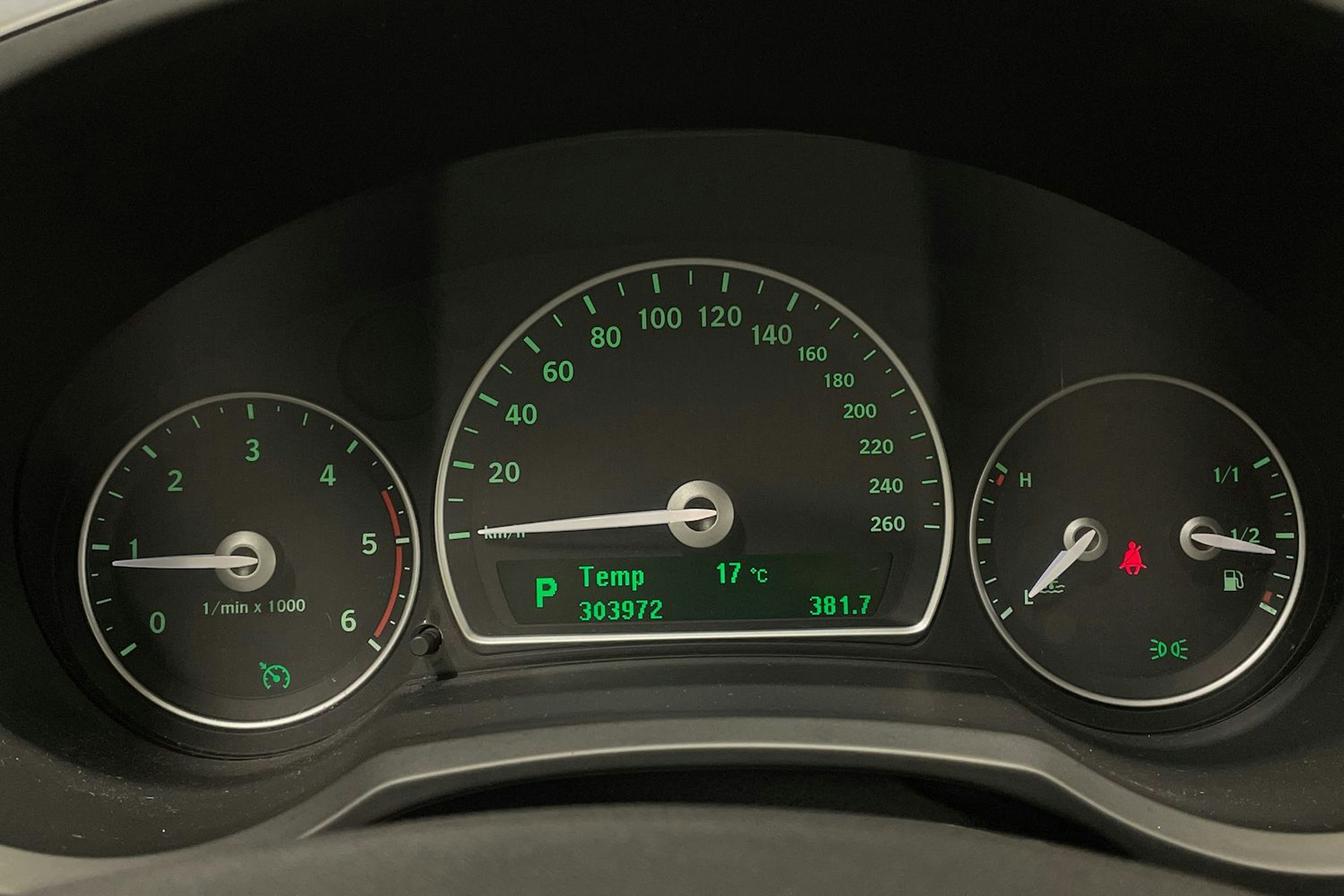 hopea Saab 9-3 2009 kuva 16.