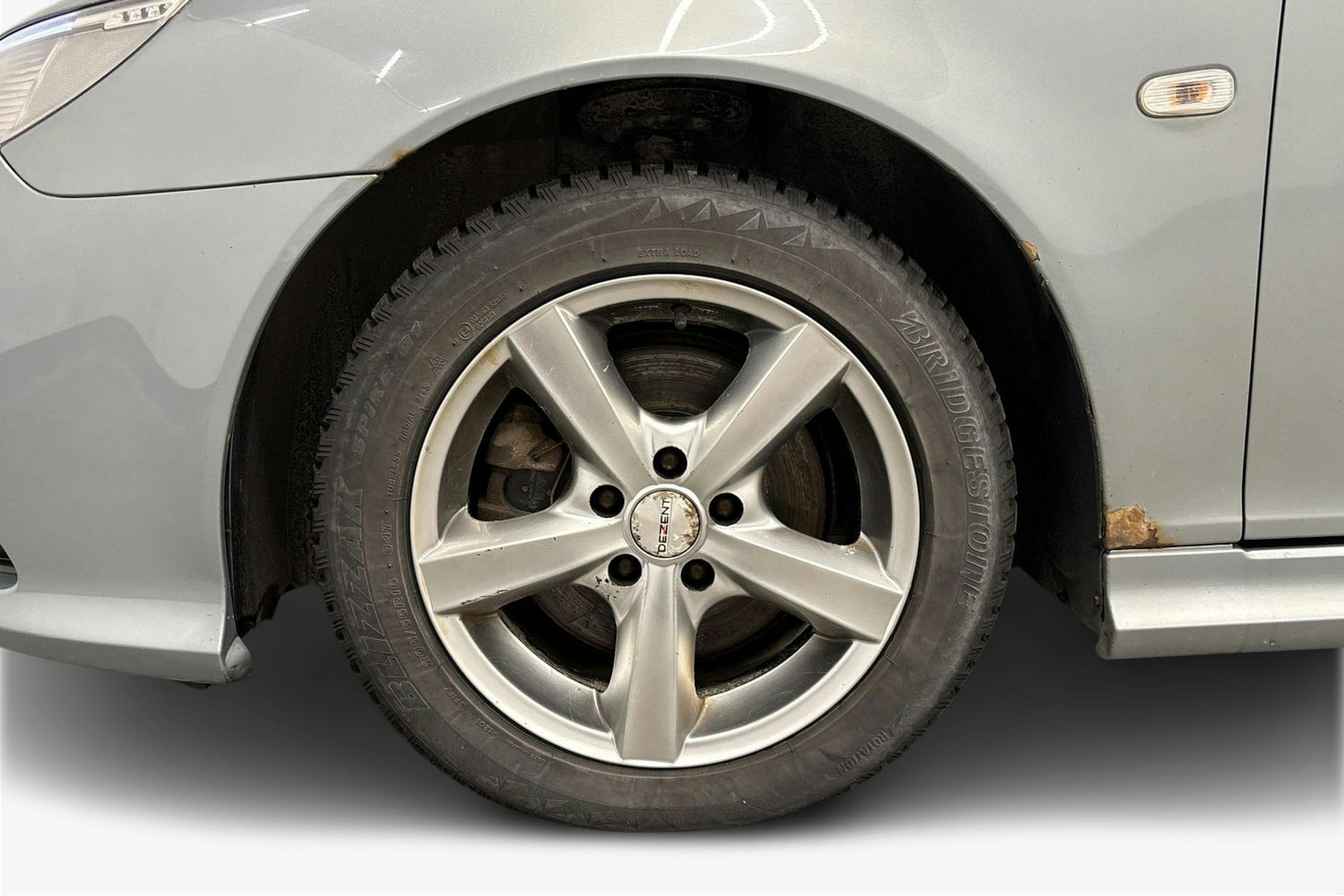 harmaa Saab 9-3 2010 kuva 9.