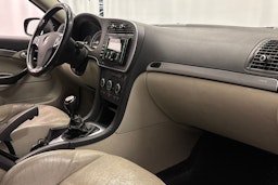 harmaa Saab 9-3 2010 kuva 11.