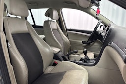 harmaa Saab 9-3 2010 kuva 12.