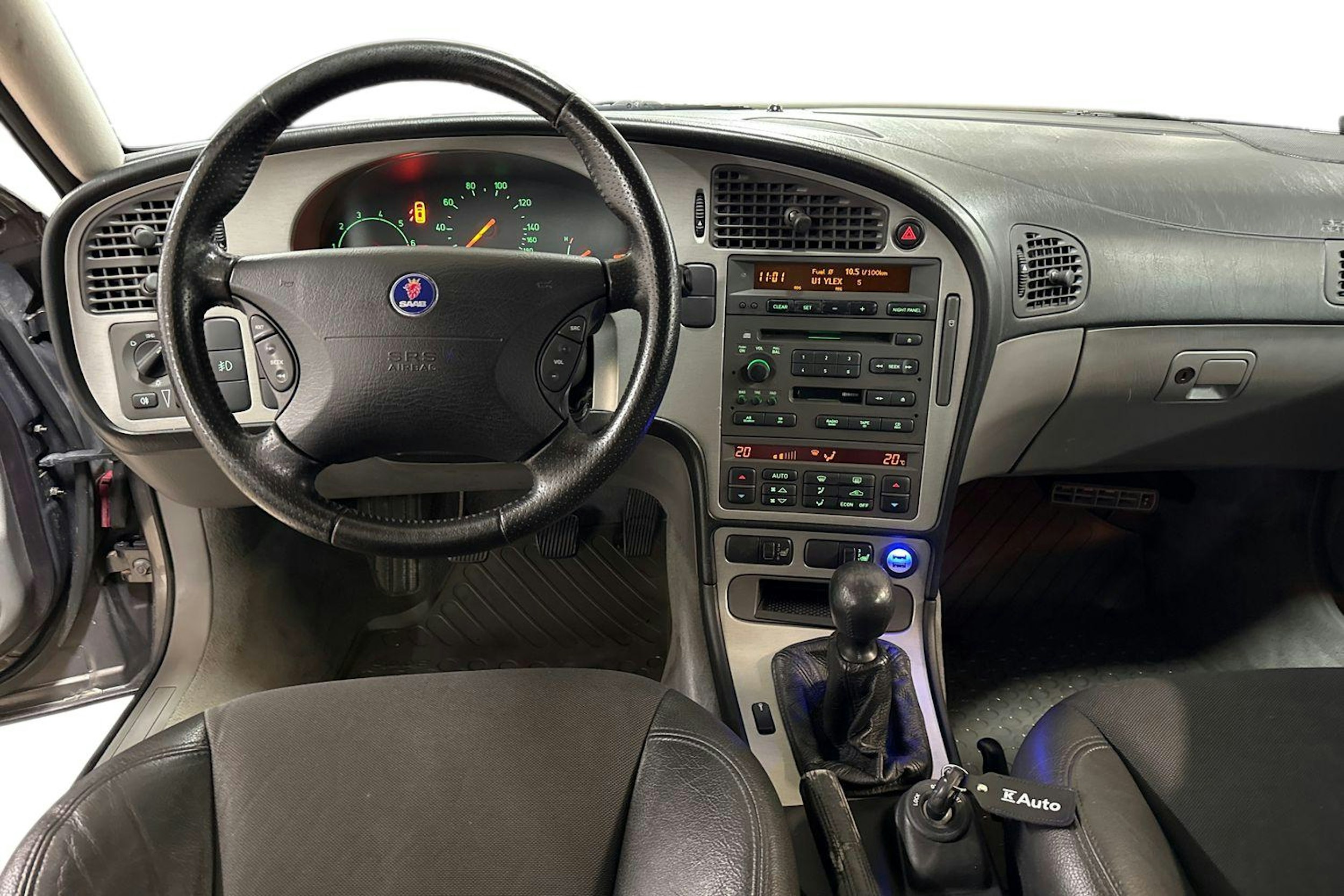 Harmaa Saab 9-5 2005 kuva 9.