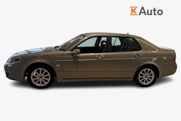 Vihreä Saab 9-5 2009 kuva 6.