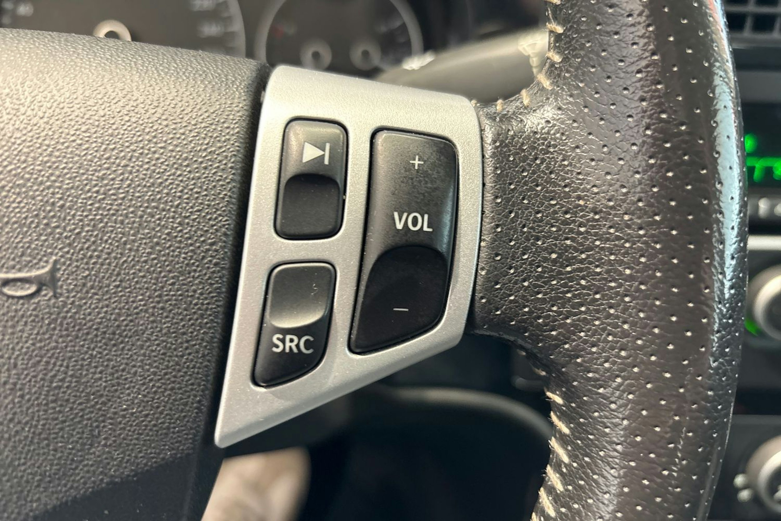 Vihreä Saab 9-5 2009 kuva 17.