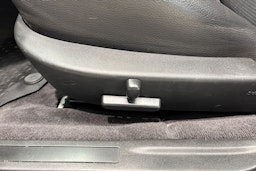 Vihreä Saab 9-5 2009 kuva 20.