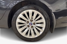 musta Saab 9-5 2010 kuva 11.