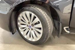 musta Saab 9-5 2010 kuva 13.