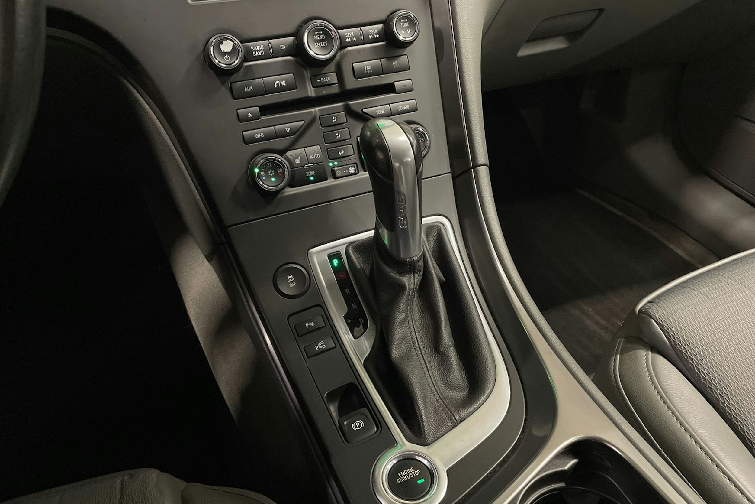 musta Saab 9-5 2010 kuva 18.