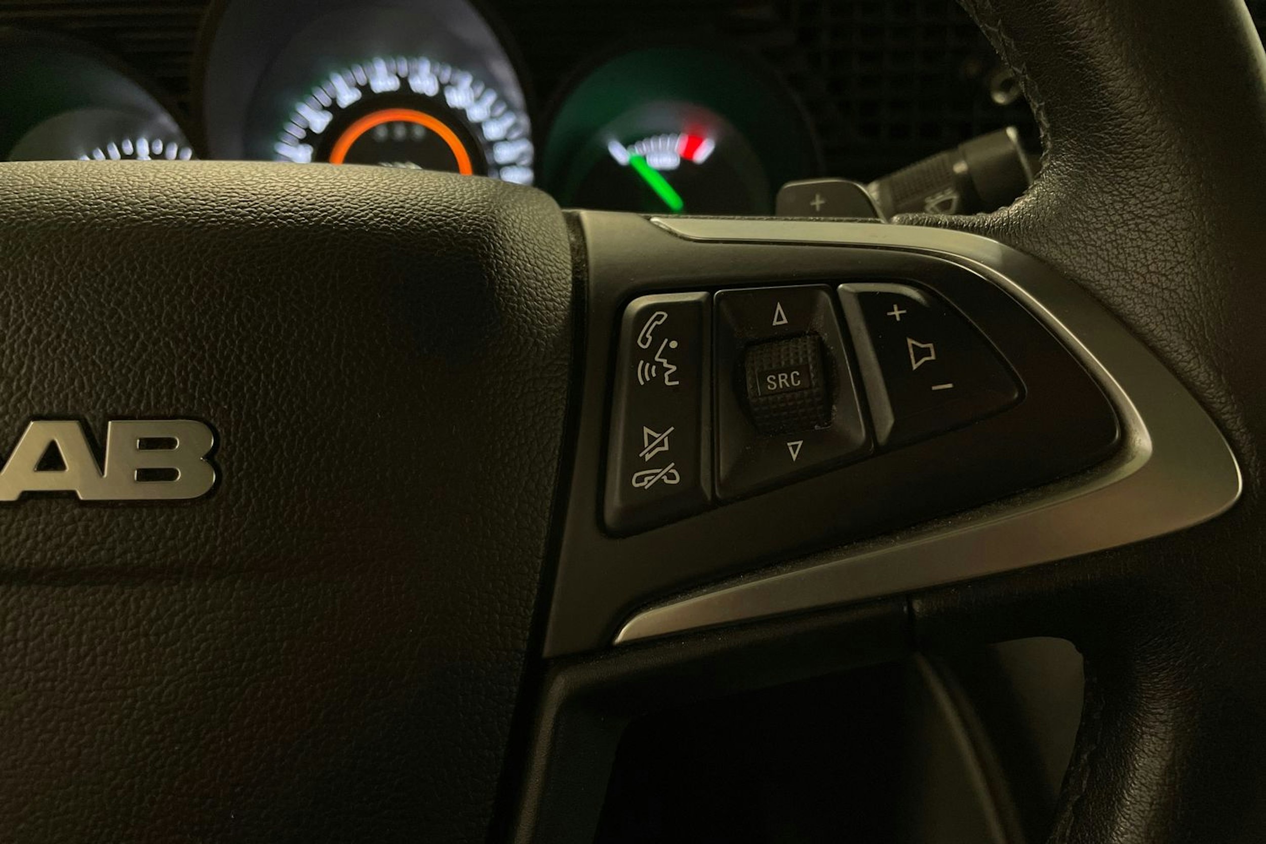 musta Saab 9-5 2010 kuva 21.