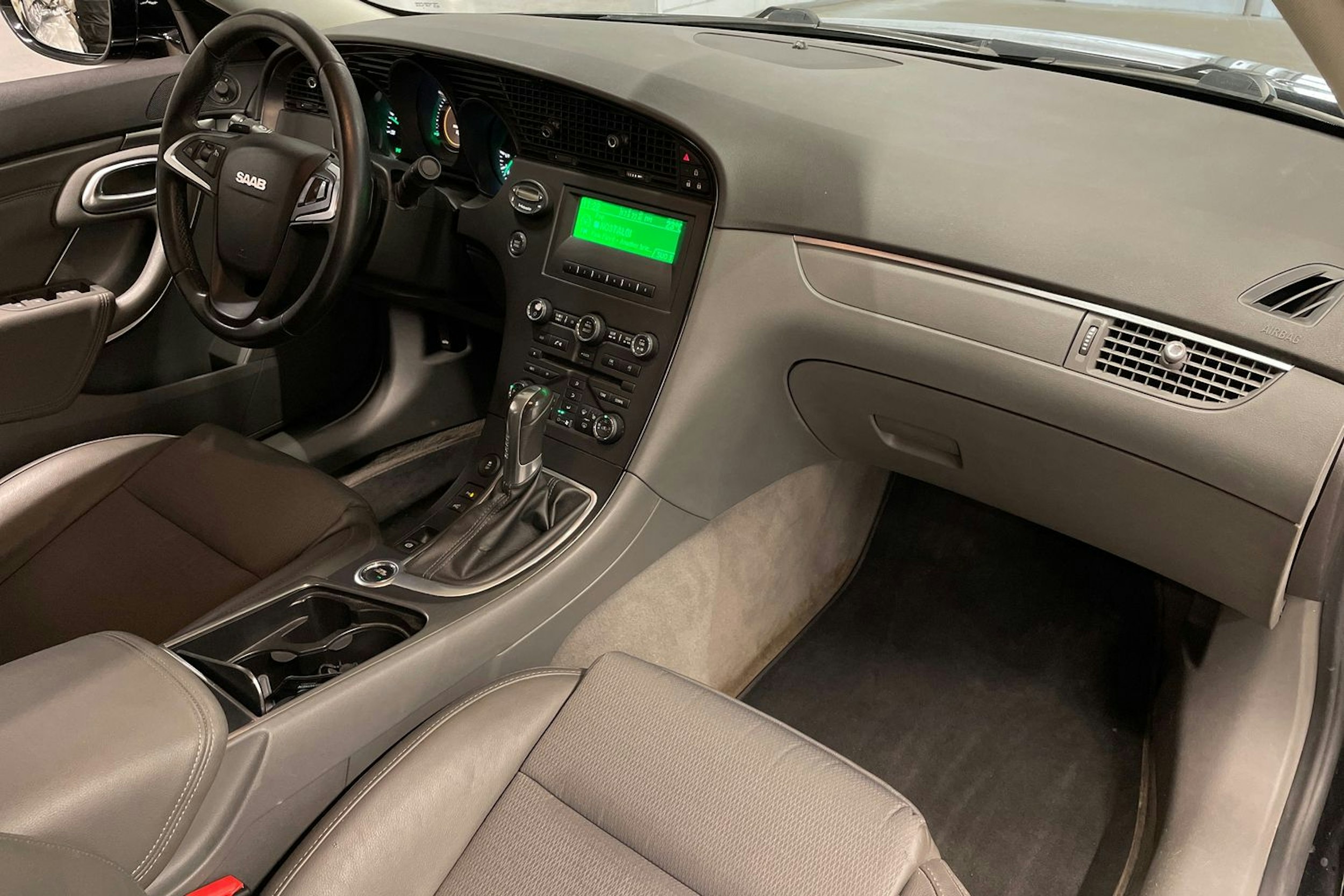 musta Saab 9-5 2010 kuva 24.