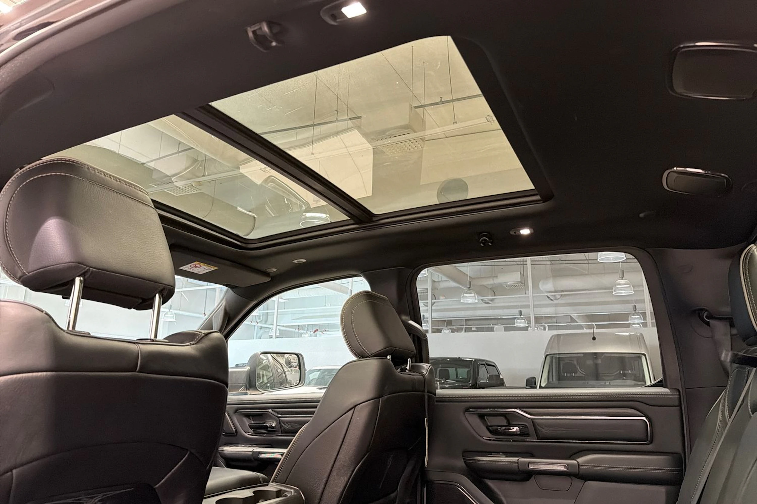 musta SCC RAM SCC RAM 1500 2022 kuva 16.