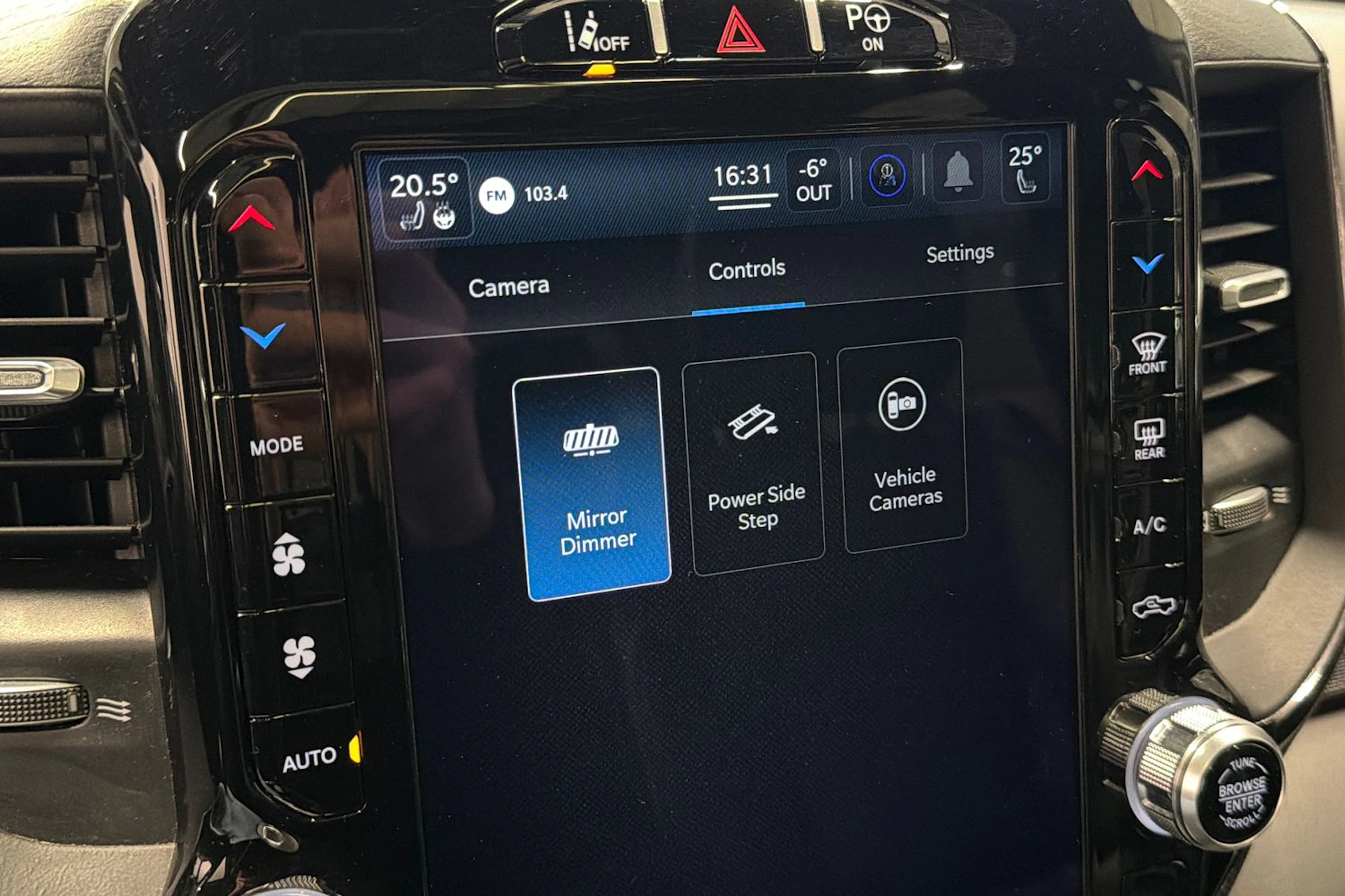 musta SCC RAM SCC RAM 1500 2022 kuva 31.