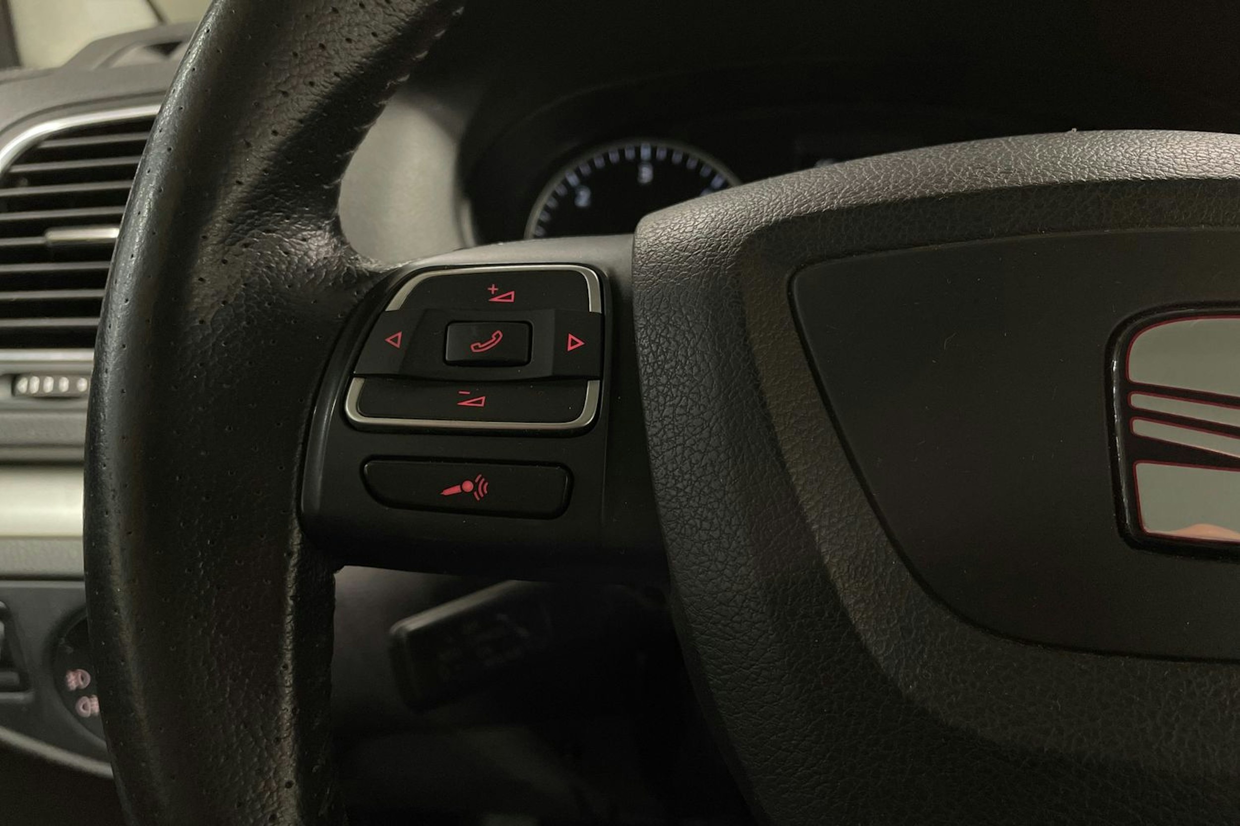 Musta SEAT Alhambra 2014 kuva 21.