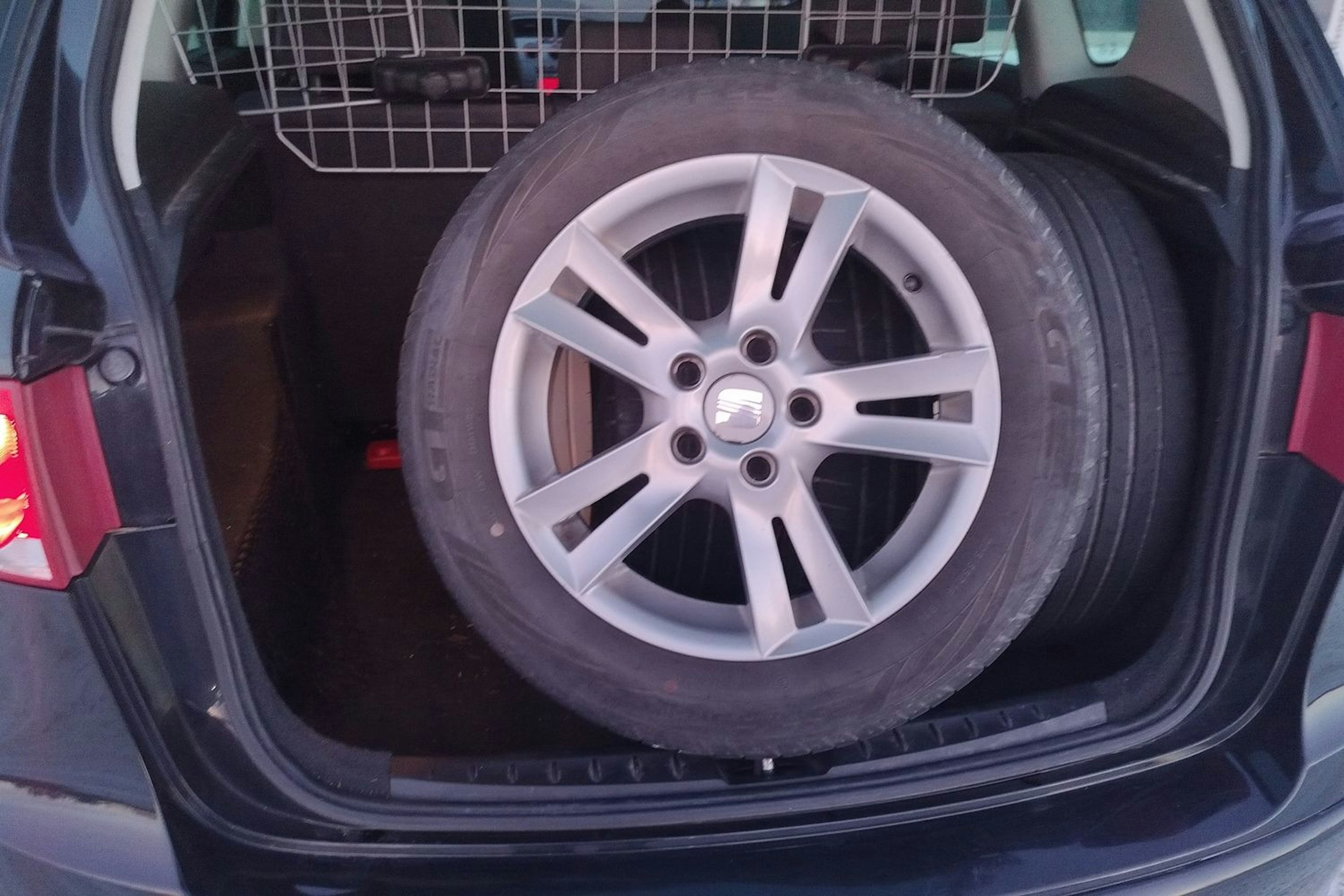 musta SEAT Altea XL 2009 kuva 15.