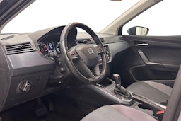 harmaa SEAT Arona 2018 kuva 7.