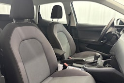 harmaa SEAT Arona 2018 kuva 14.