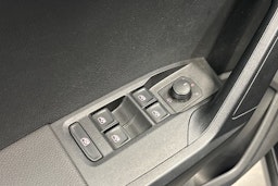 harmaa SEAT Arona 2018 kuva 16.