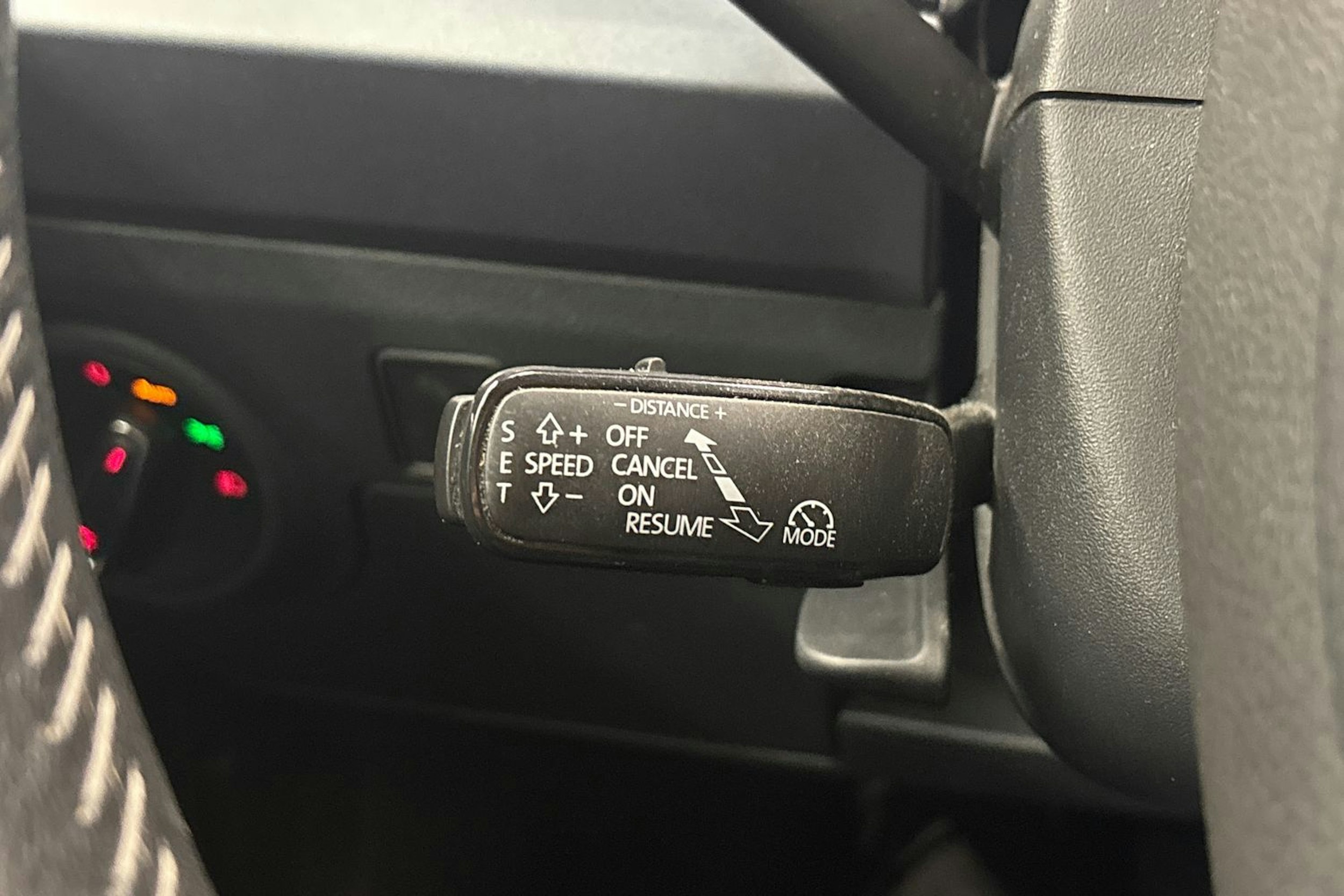 harmaa SEAT Arona 2018 kuva 18.