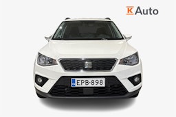 valkoinen SEAT Arona 2018 kuva 5.