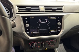 valkoinen SEAT Arona 2018 kuva 18.